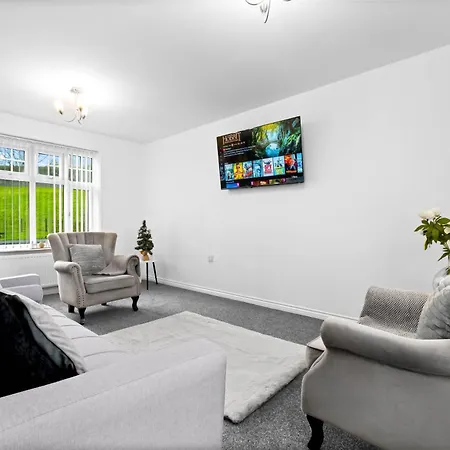 Harmony House 3 Bedroom New Build For Families, Contractors, Black Country Museum Sleeps 6 Tipton Exterior photo